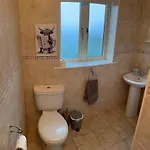 شقة 4 Bed On The Main Street