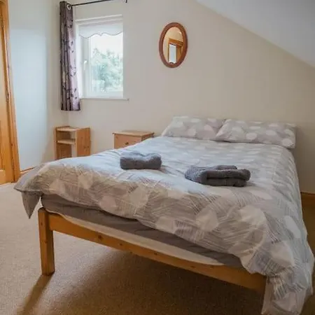 4 Bed On The Main Street Clogherhead