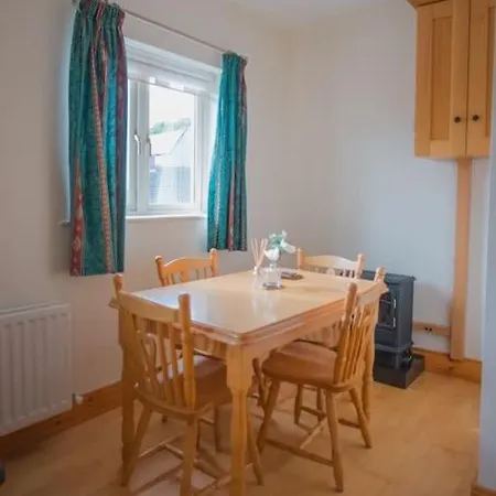 4 Bed On The Main Street Apartamento Clogherhead