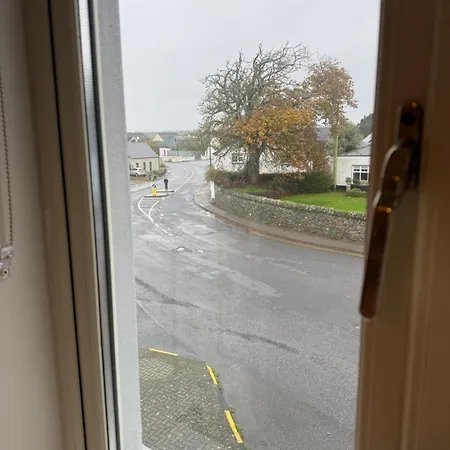 4 Bed On The Main Street Apartment Clogherhead