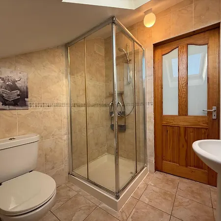 4 Bed On The Main Street Clogherhead