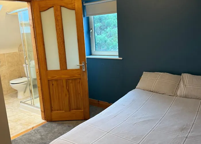 4 Bed On The Main Street Apartamento Clogherhead